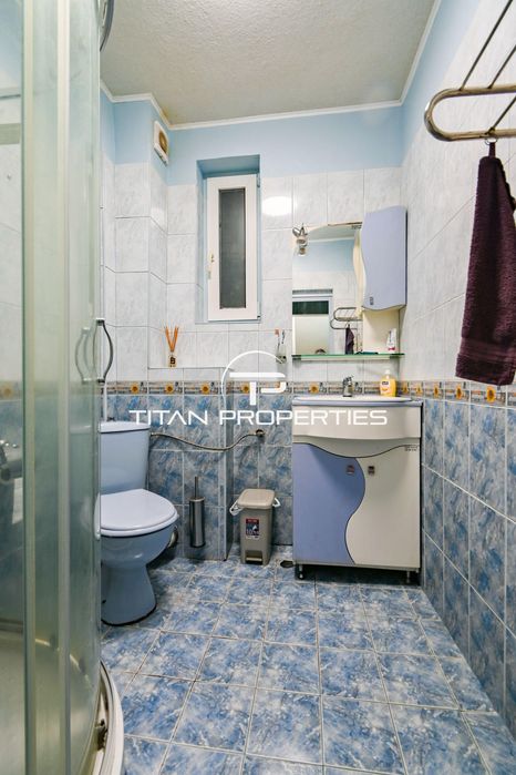 Къща за продажба в ж.к. Надежда 2