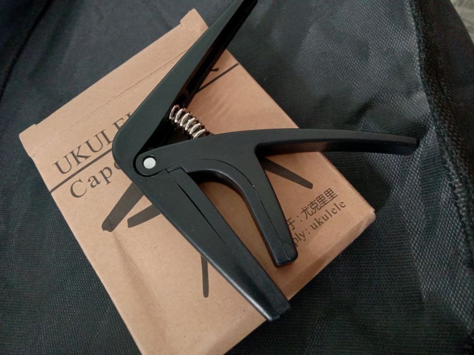 укулеле в полном комплекте