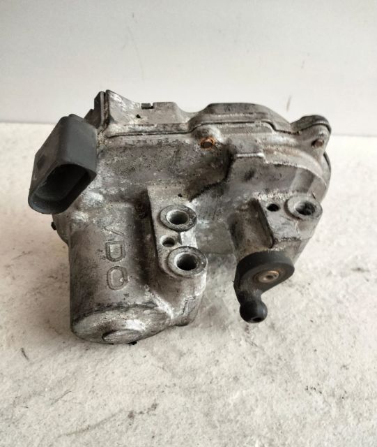 Motoras galerie admisie  059129086D Volkswagen VW Touareg generatia 1