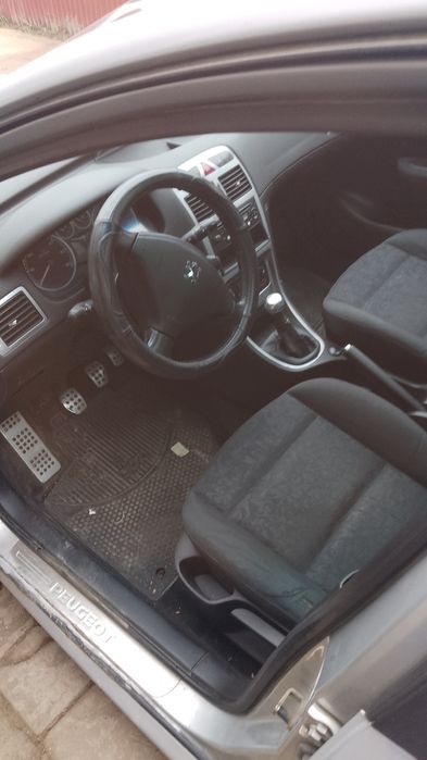 Vând pejo an stare buna