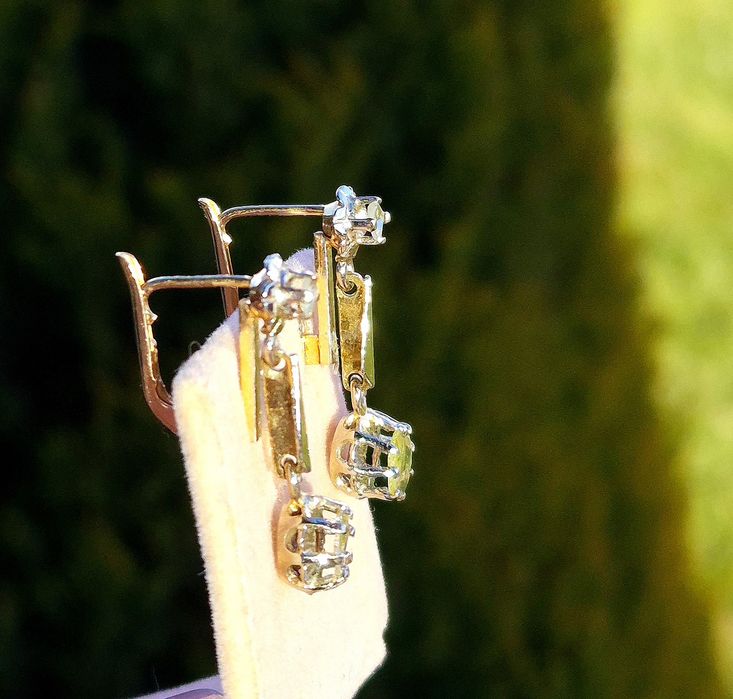 Cercei Art Deco din aur de 18K și diamante naturale cu certificat