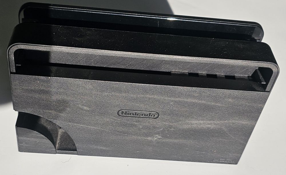 Nintendo Switch (V2)