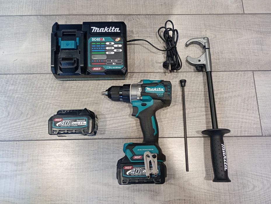 Makita HP001G мощен акумулаторен ударен винтоверт 40V 
Най