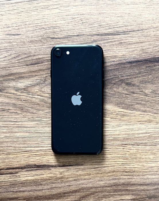 iPhone SE 2 gn / 64 gb