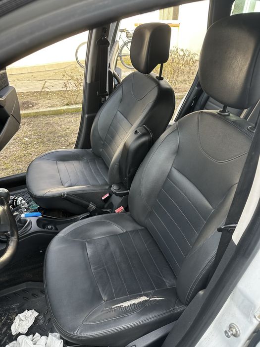 Dacia duster 1.5Dci 110 CP 4x4