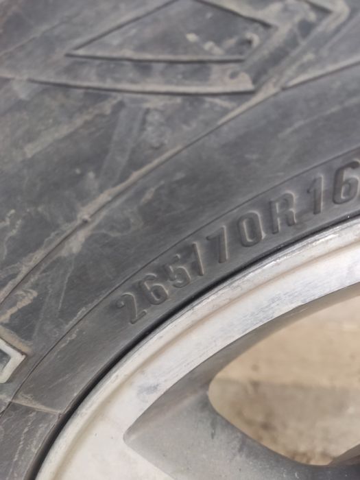 265/70/16 лето диски с шинами