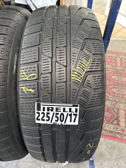 225/50/17 Pirelli M+S RSC