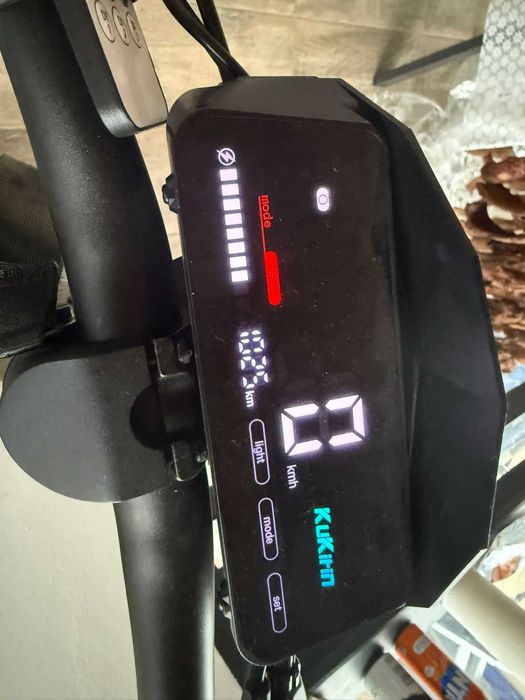 Trotineta electrica Kukirin G2