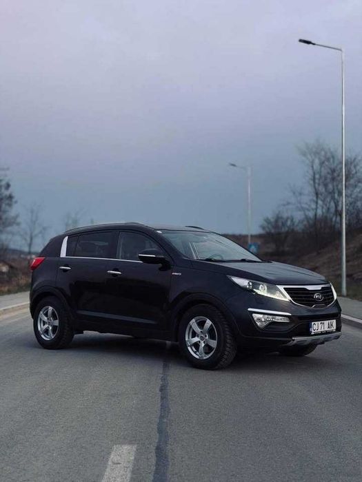 KIA Sportage 2012 — imagine 2