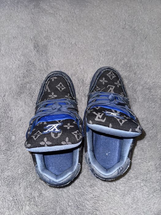 Louis vuitton trainer sneakers