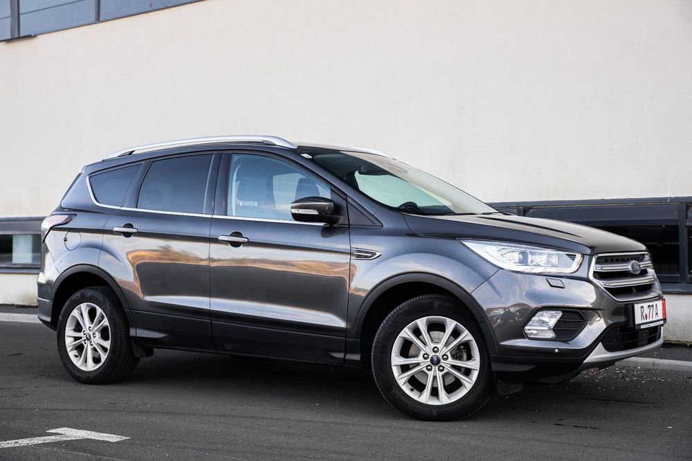 FORD Kuga 2019 — imagine 2