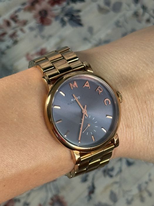 Ceas dama Marc Jacobs-rose gold, cadran albastru si rezistent