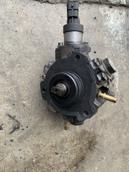 Pompa inalta presiune Land Rover Freelander 2 LF 2.2 TD4 0445010139