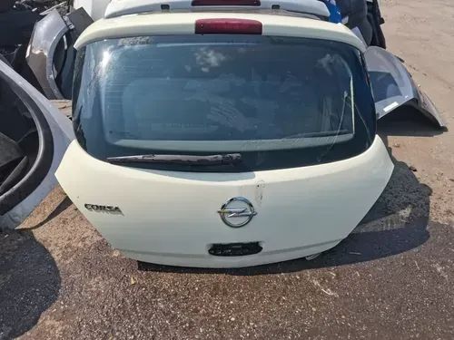 Haion luneta spate Opel Corsa D facelift