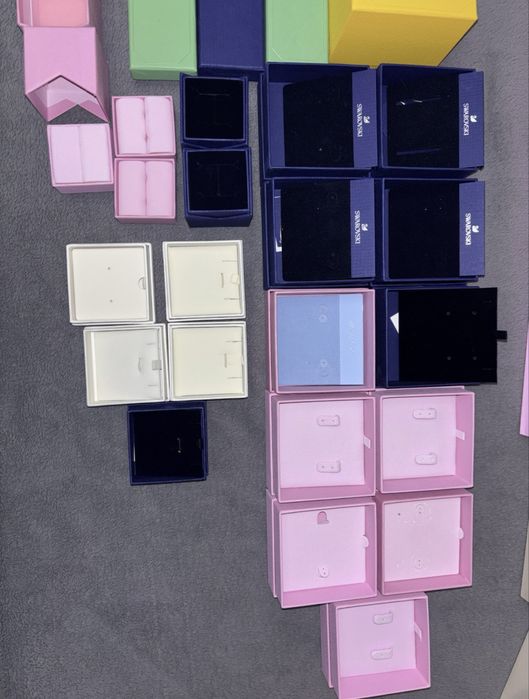Кутии и пликчета за бижута SWAROVSKI