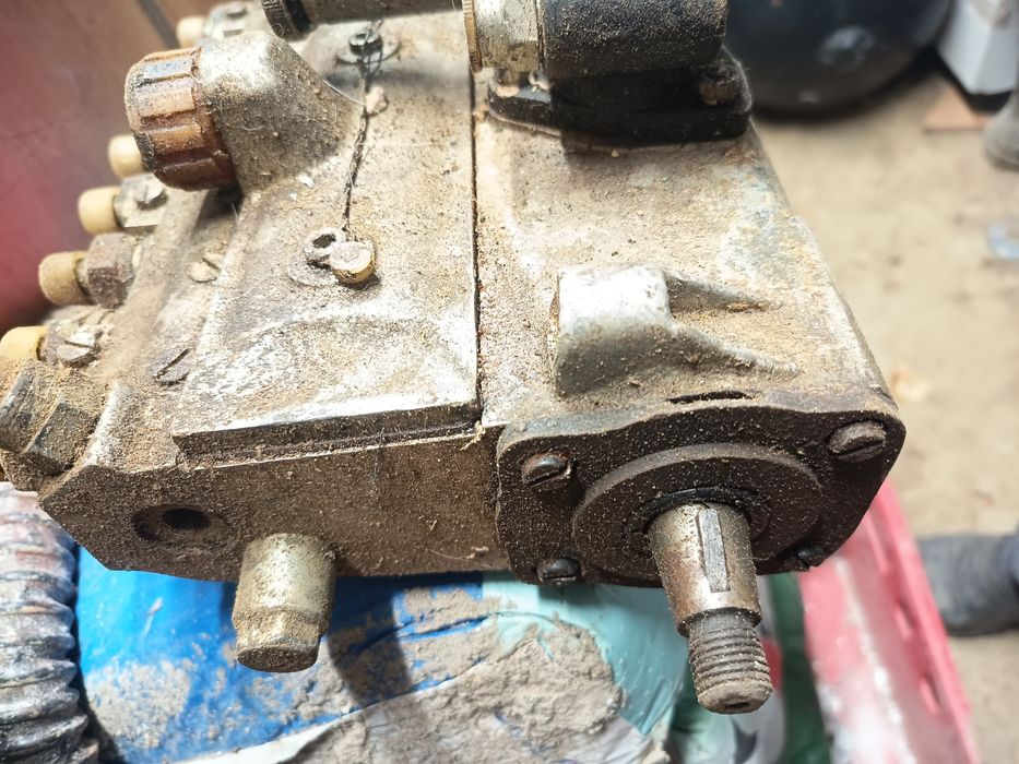 Pompa de injecție 8 in linie