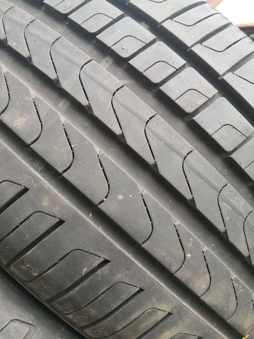 245 40 18 цола гуми Pirelli dot 20 2 броя