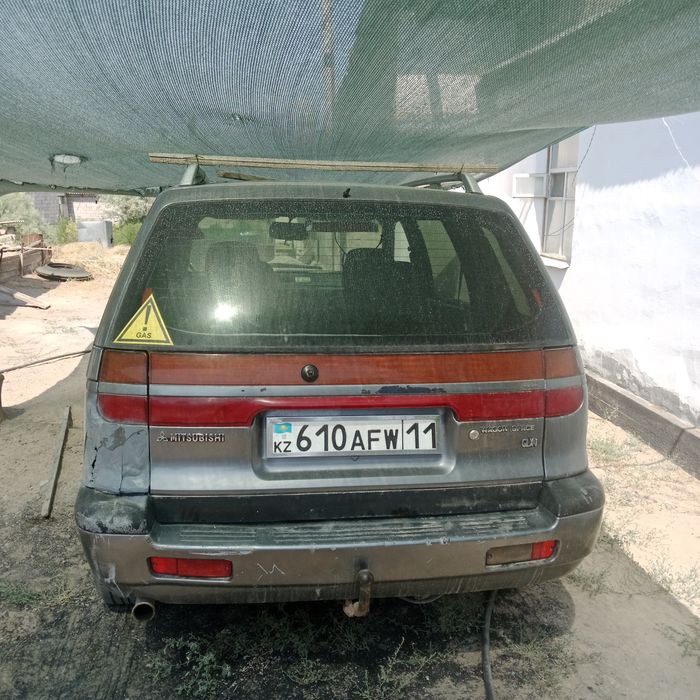 Продам Митсубиси спейс вагон 93