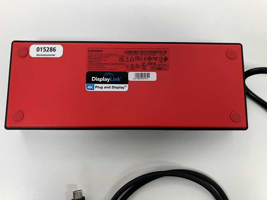 Продавам Lenovo ThinkPad Hybrid USB-C DOCK + Lenovo 135W адаптер + USB