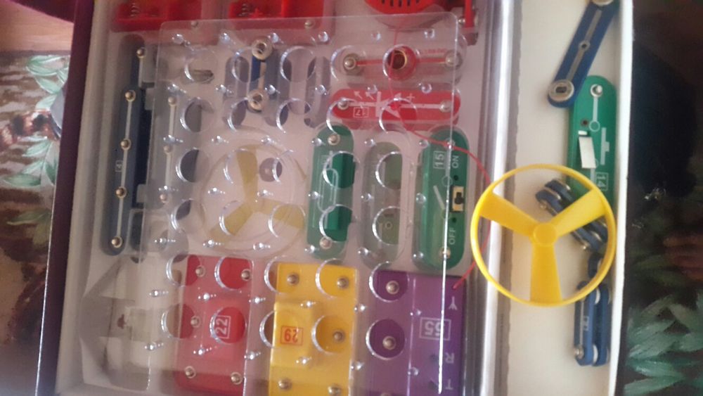 Becuri auto Halogen