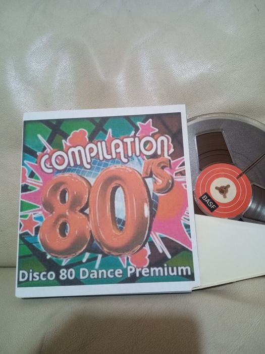 Vând benzi magnetofon BASF înregistrate impecabil pe viteza 19cm benzi