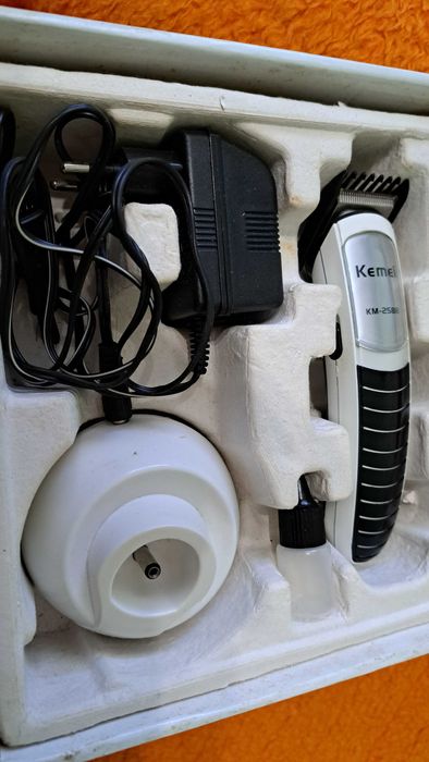 Електрически тример Kemei