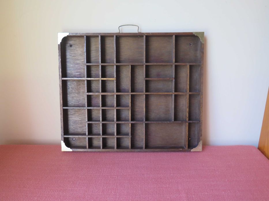 Чекмедже,стилаж,етажерка