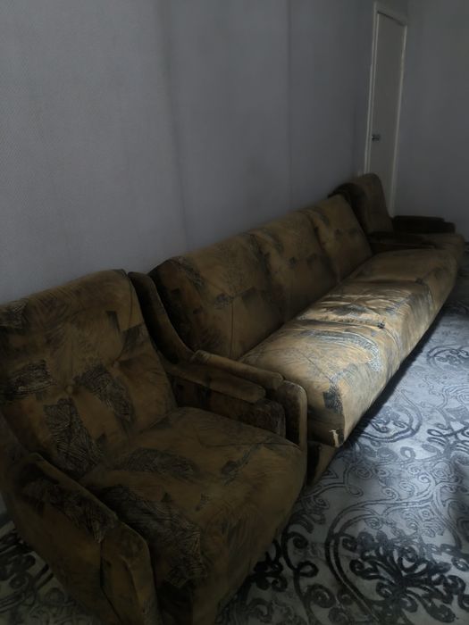 Диван с креслами