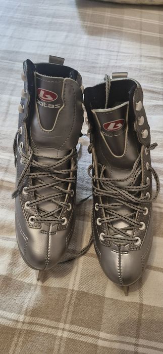 Коньки фигурные BOTAS,  производство Чехия.