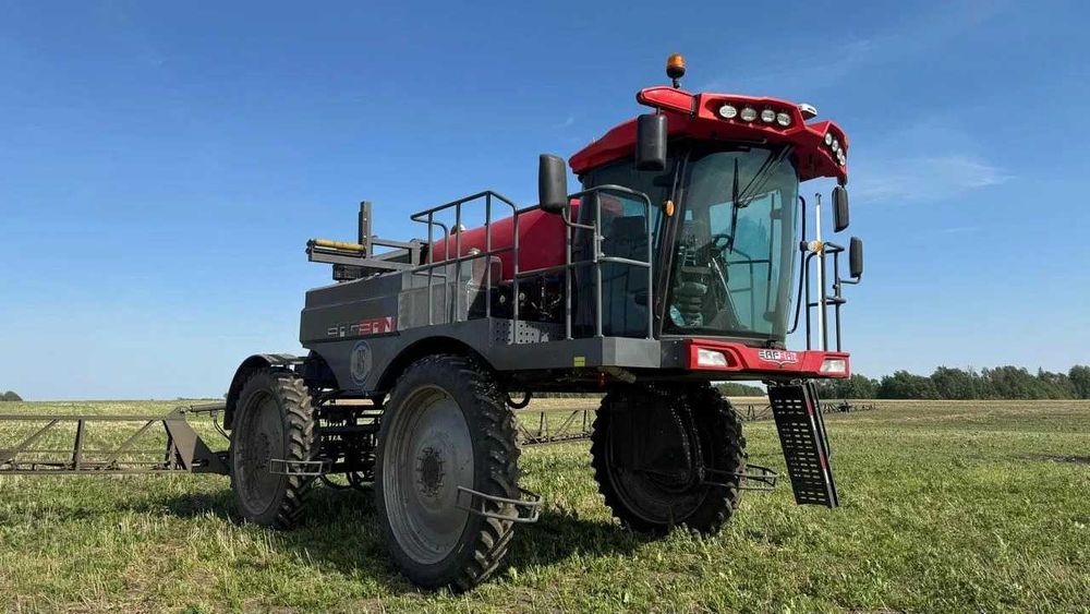Самоходный опрыскиватель SAPSAN 4000