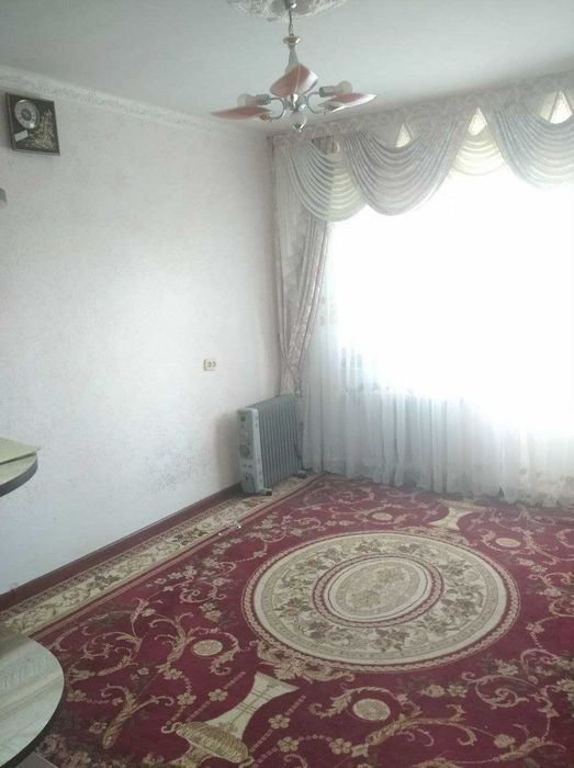 Тезда 2 хоналик квартира 4 этажда жойлашган сотилади ор:р Kонечка.