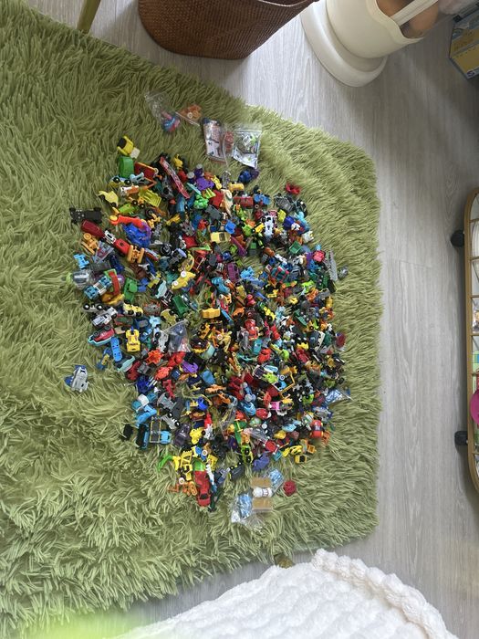 Киндер игрушки kinder