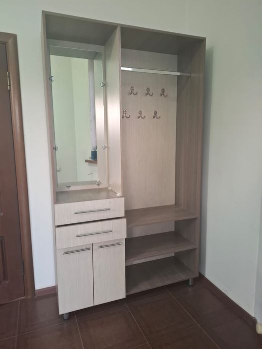 Прихожка в хорошем состояний