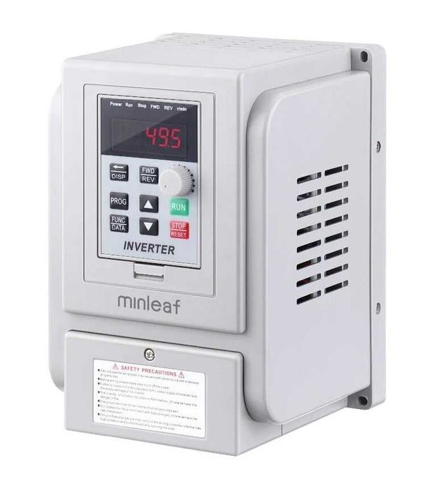 Честотен инвертор/регулатор 2,2KW 4KW монофазен към трифазен ток