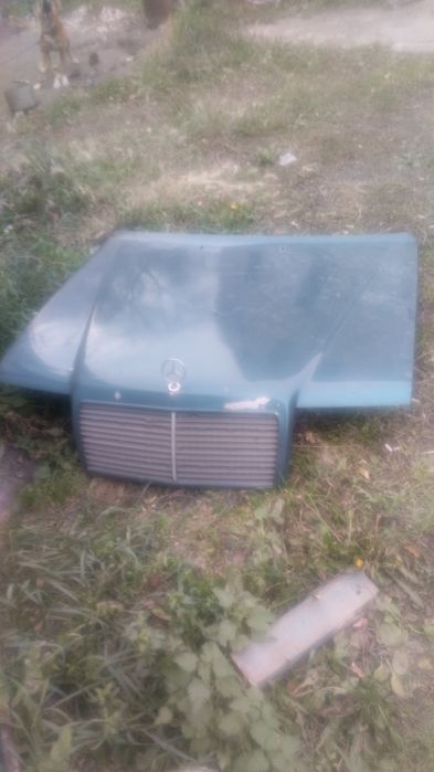 Продам капот Мерседес 124