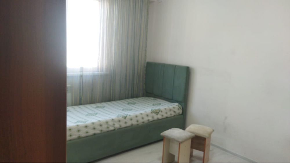 Продам Кровать 90*200