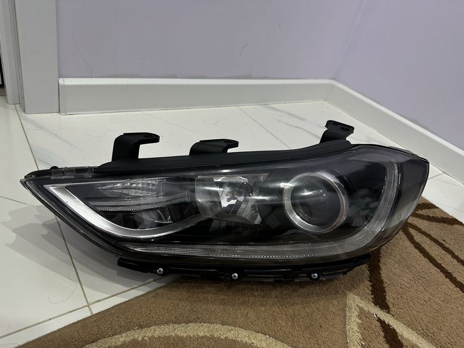 Фара левая сторона элантра