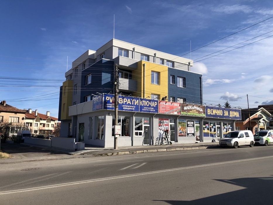 Дава се под наем Магазин в Костинброд - 55 кв.м за 400 € - Снимка #1