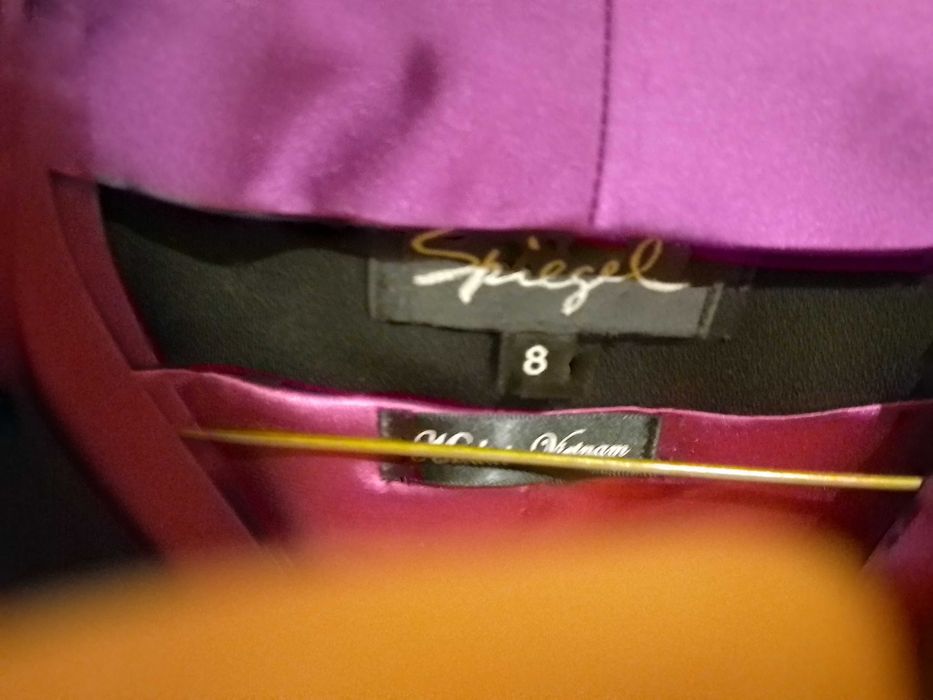 Черно сако Spiegel с подвижен лилав ревер szS