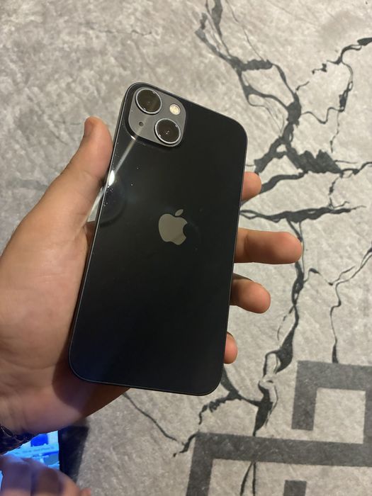 Vand/schimb urgent Iphone 13,