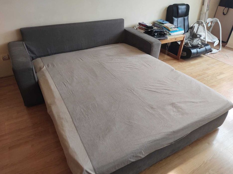 Триместен диван от ИКЕА с функция сън и ракла + подарък - възглавници