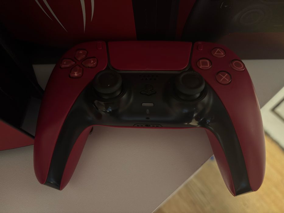Продава се!! Playstation 5 Marvel's Spider-Man 2 Limited edition