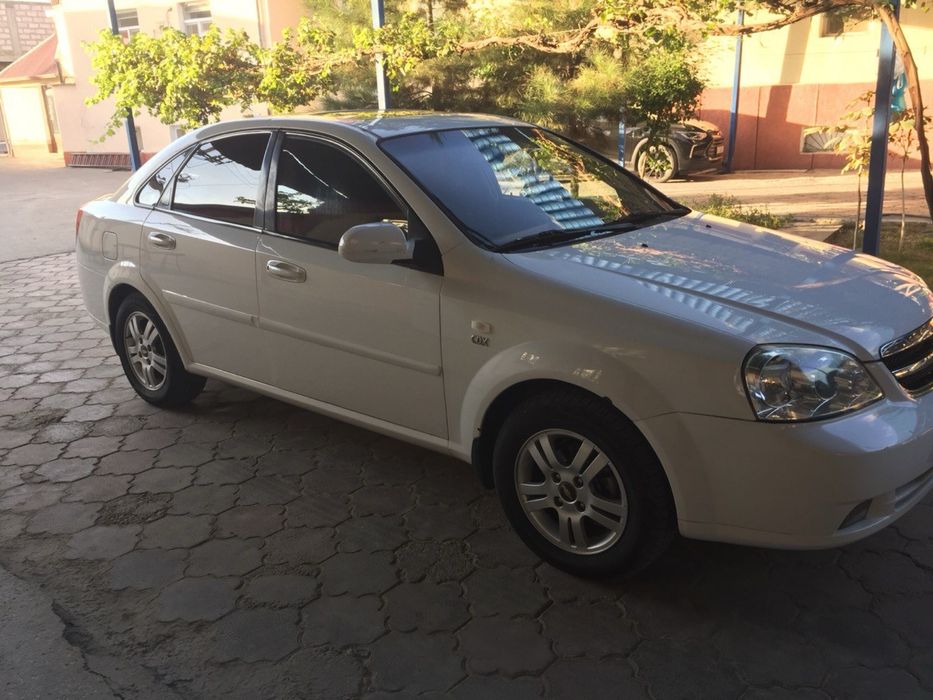 Ласетти 2010 года автомат