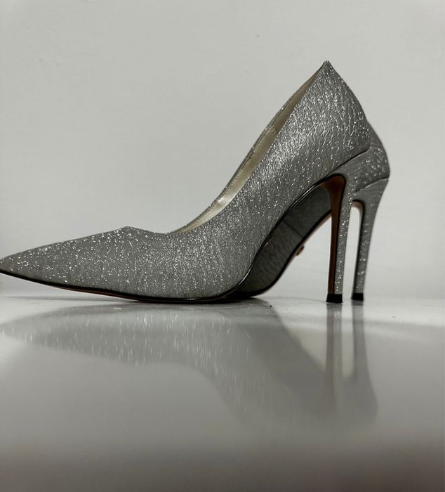 Женский туфли.