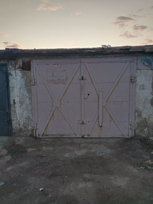 Продам срочно гараж