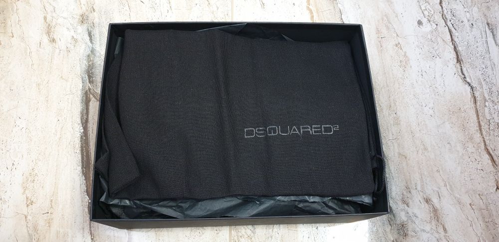 Vand Sandale DSQUARED 2 - Noi la cutie