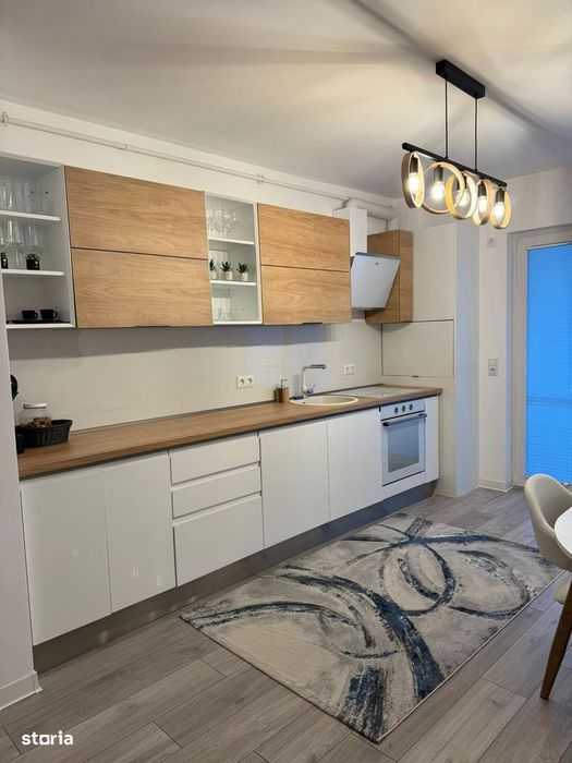 Apartament 3 camere bloc nou et 8