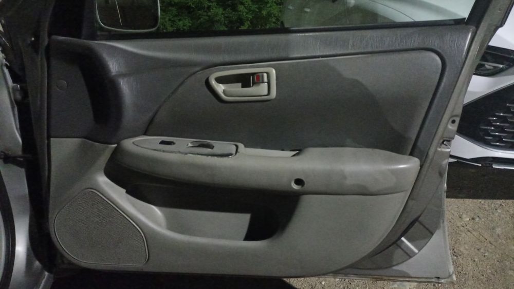 Общивка камри 20