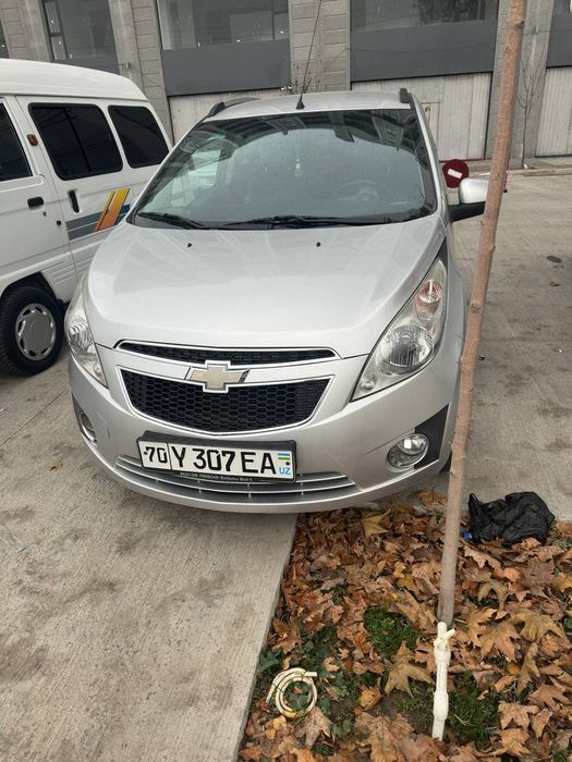 Спарк2012 Механика 2 позитсия Бензин