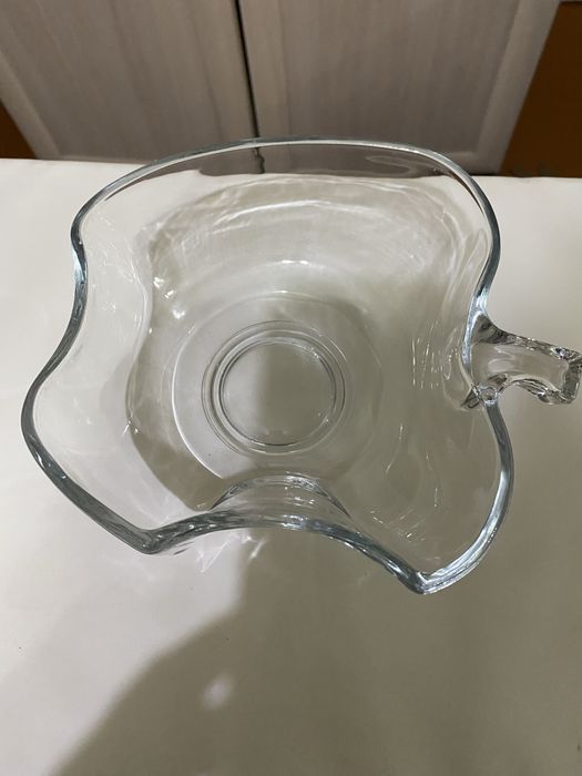 Яркая кастрюля, салатница